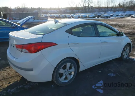 2011 Hyundai Elantra Gls z USA, uszkodzony, nr VIN 5NPDH4AE7BH006007